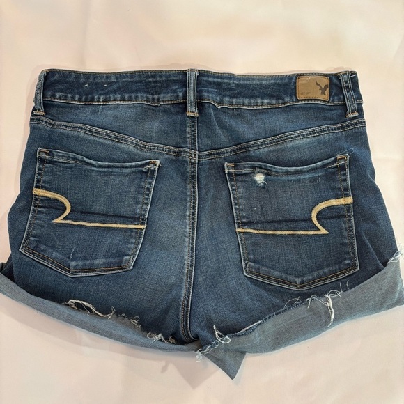 American Eagle High Rise Short Super Super Stretch Distressed size 14 - Picture 2 of 6